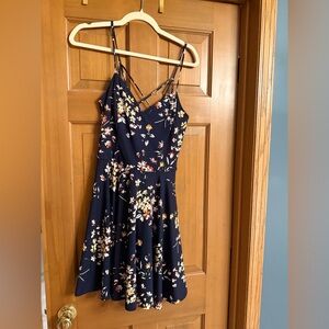 LIKE NEW. Navy blue floral skater dress. M.